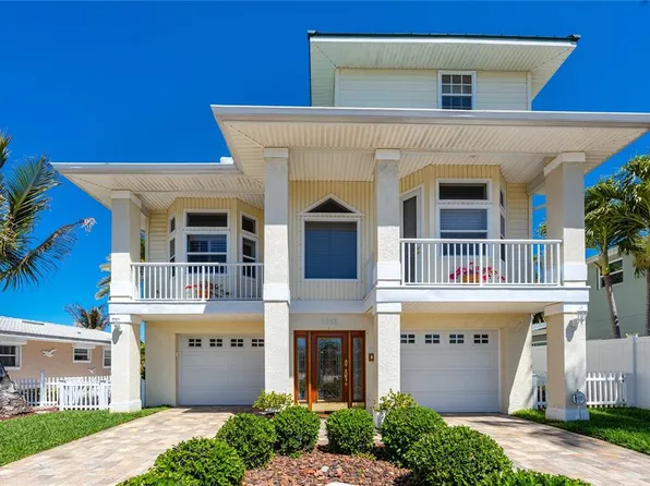 Madeira Beach exterior home painting